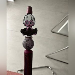 Super cute 🤩 brand new ✨ Ursula pen 🖊️
